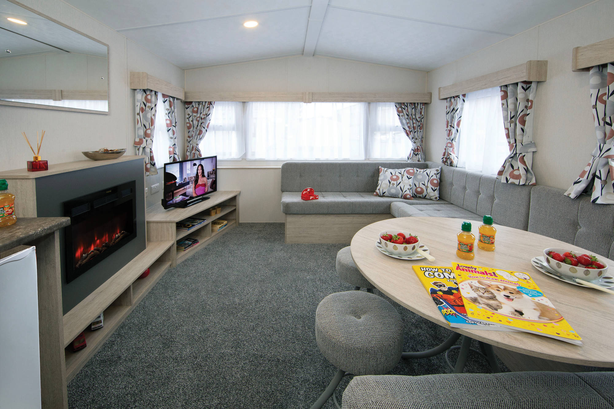 delta caravans santana caravan lounge